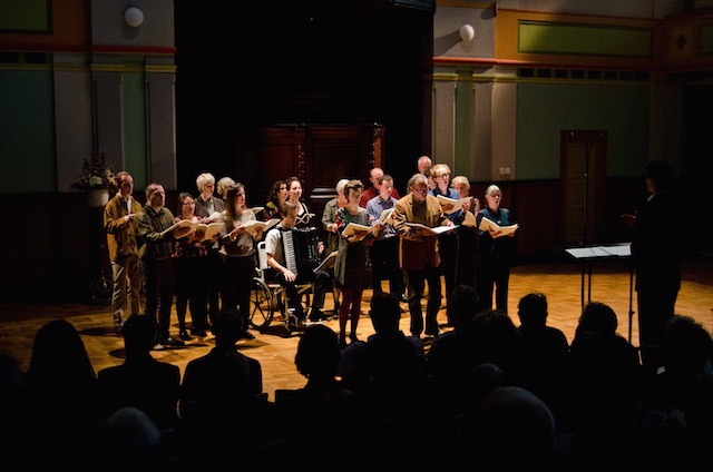 &rsaquo;c&ocirc;te &agrave; c&ocirc;te...&lsaquo;